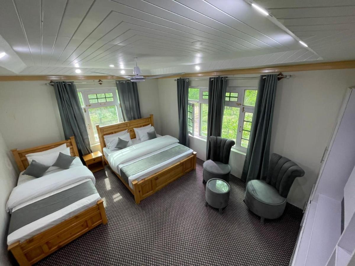 Skardu Saraye Hotel & Resort Luaran gambar