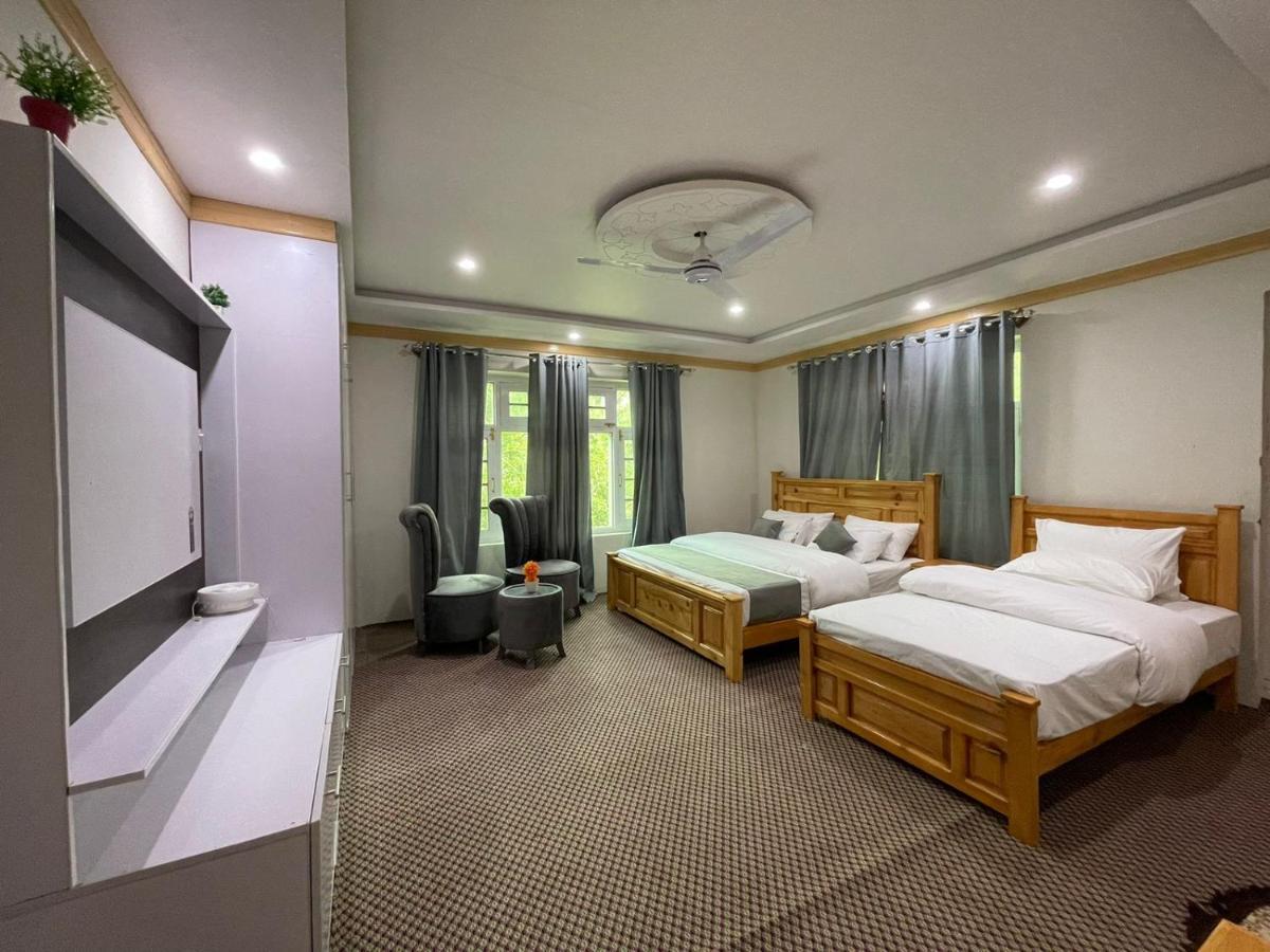 Skardu Saraye Hotel & Resort Luaran gambar