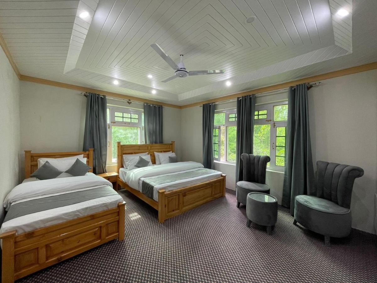 Skardu Saraye Hotel & Resort Luaran gambar